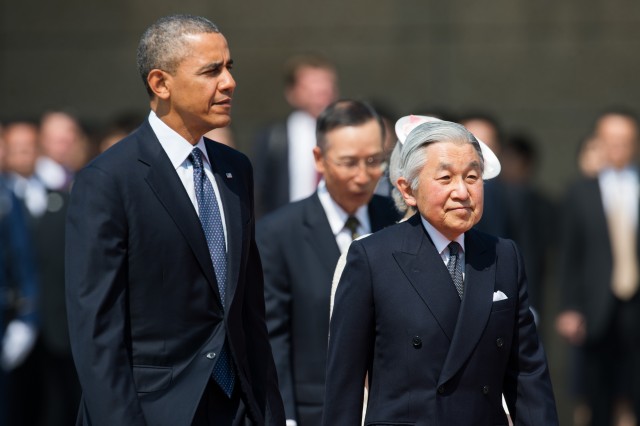 TOKYO, Japan (April 24, 2014) U.S. President Barack Obama participates in the welcome ceremony with His Majesty the Emperor of Japan at the Imperial Palace during his state visit to Japan. [State Department photo by William Ng/Public Domain]