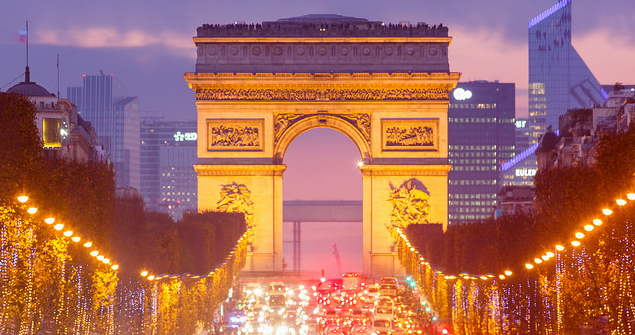 Arc de Triomphe and Champs-Elysées avenue. Image Credit: Flickr (Loïc Lagarde) Creative Commons.