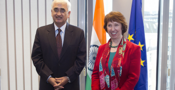 Press conference with former EU High Representative Catherine Ashton and former Indian Minister for External Affairs, Salman Khurshid. Image credit: Flickr (European External Action Service) Creative Commons.