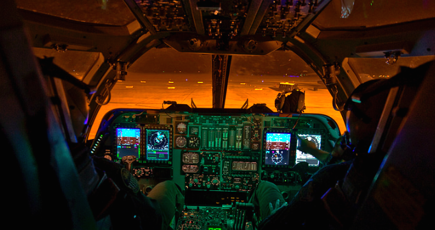 B1 Cockpit. Photo credit: Flickr (US Air Force) Creative Commons