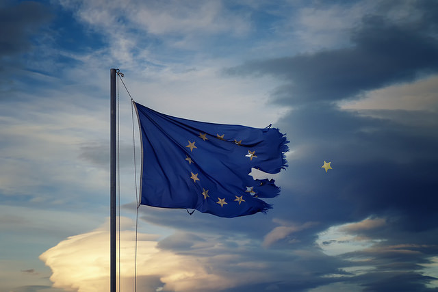 EU flag. Photo source: Theophilos Papadopoulos (Flickr). Creative Commons. 