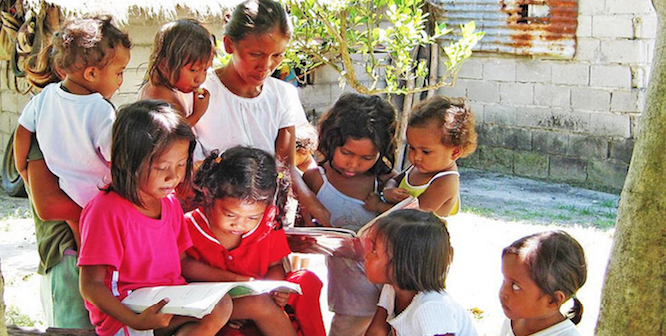 The Right to Education. Photo source: UN Photo/Jeffrey G. Delfin (Flickr). Creative Commons. 