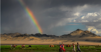 Mongolia Nadaam. Photo source: Bernd Thaller (Flickr). Creative Commons. 