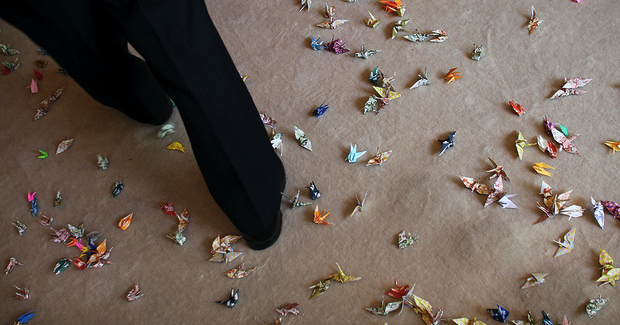 Paper_cranes. Photo Credit:  MIKI Yoshihito (Flickr) Creative Commons