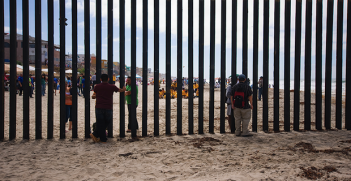 US-Mexico Border. Photo Credit: Brian Auer (Flickr) Creative Commons