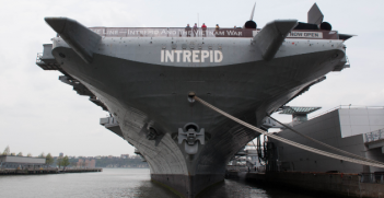 USS Intrepid. Marco Verch (Wikimedia Commons).