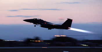 A U.S. Air Force F-15E Strike Eagle takes off from Aviano Air Base, Italy, for an air strike mission in support of NATO Operation Allied Force on March 28, 1999 (Wikimedia Commons)