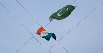 Indian and Pakistani flags/ credit: Flickr user Global Panorama