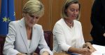 Julie Bishop and Federica Mogherini sign the EU-Australia Framework Agreement / Pic: EAAS