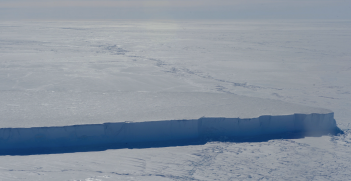 An iceberg in McMurdo Sound, Antarctica. Source: US Department of State, Flickr
