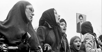 Iranian women protest during the 1979 revolution. Source: Wikimedia
