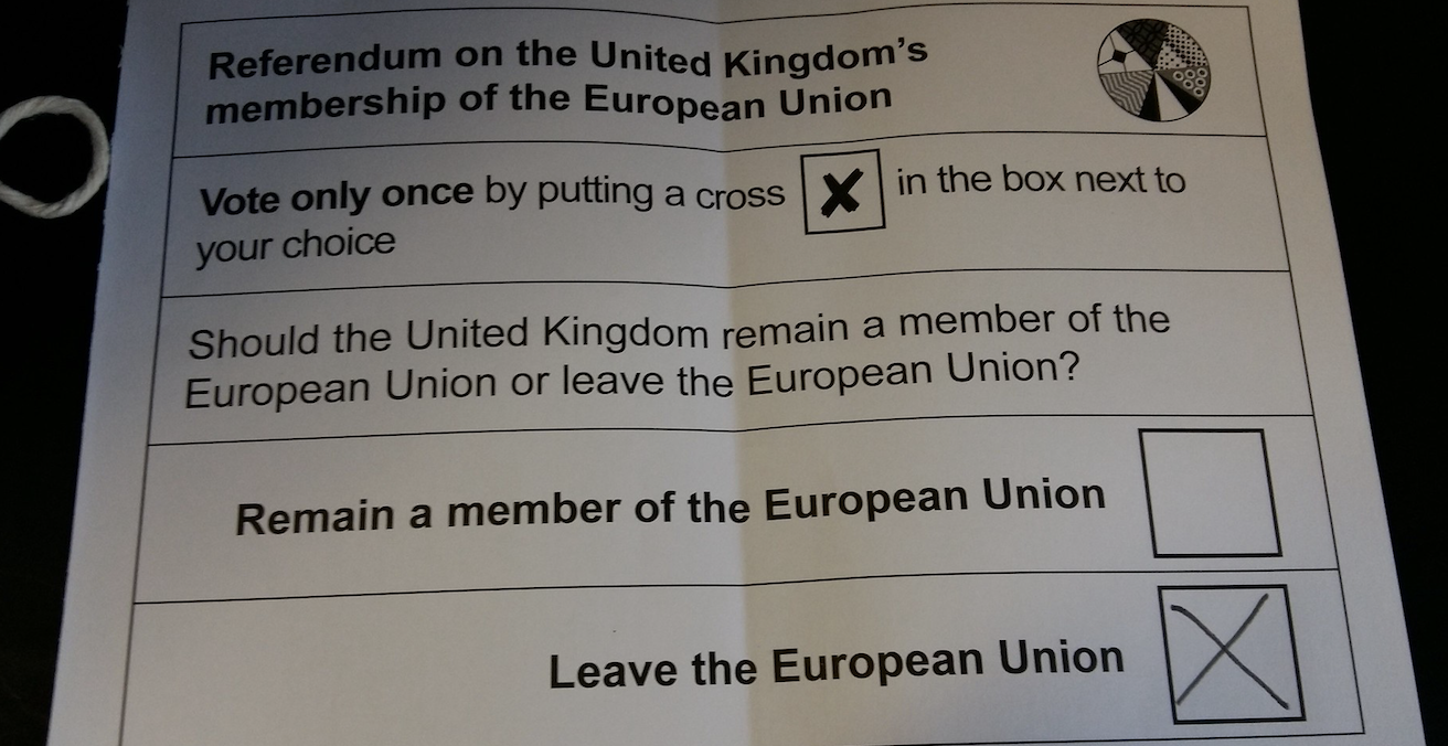 Ballot paper from the 2016 referendum on whether the United Kingdom should  leave or remain in the European Union. Source: (Mick Baker)rooster, Flickr 