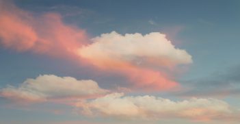 Pink Sky, Source: Daniel Arrhakis, Flickr, https://bit.ly/2lMNUi9