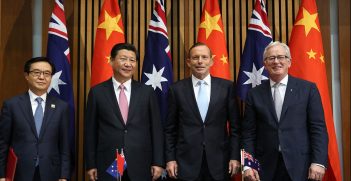 Tony Abbott and Xi Jinping sign the Aus-China FTA. Photo by DFAT. DFAT Website: https://dfat.gov.au/pages/default.aspx. Photo source: https://bit.ly/2rCyLn2.