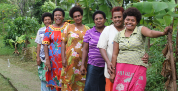 Women from Naviyago Village in Fiji learn how to build and cultivate garden beds, rotate crops and plant vegetables as part of a gardening project, 2011. Source: Maggie Boyle/DFAT https://bit.ly/2QLHHzT