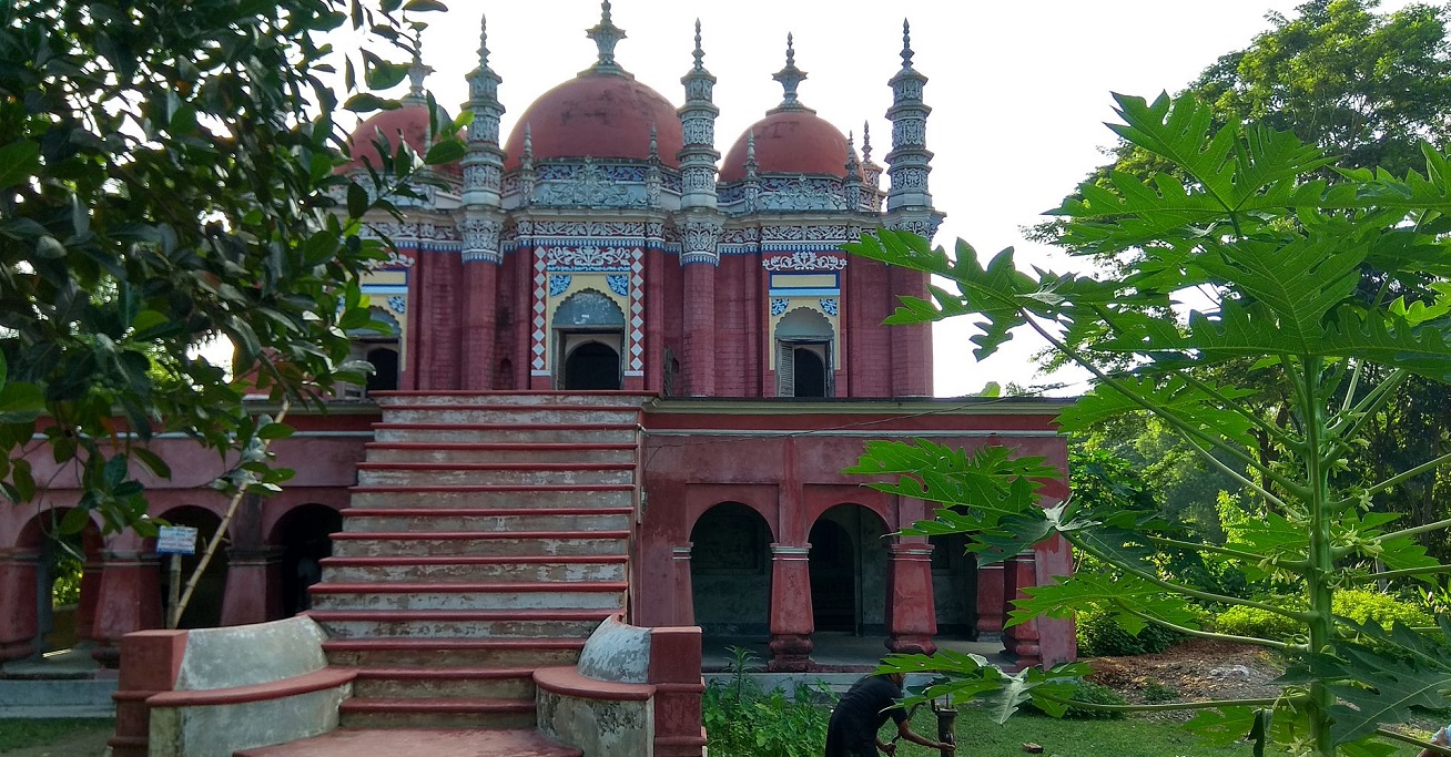 North Karapur Mia Bari Mosque, Barisal, Bangladesh
Photo: Shahadat Hossain, https://bit.ly/3g9qfPv