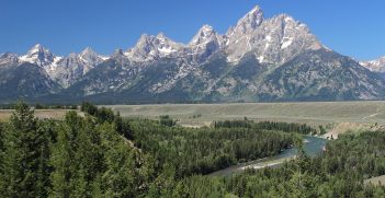 Teton Range, Wyoming
Source: Miguel Hermoso Cuesta, https://bit.ly/2FCumYf