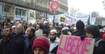 Parisian protest on February 11, 2006 against the publication of caricatures of Muhammad. Source: David Monniaux https://bit.ly/32Vs5Qq