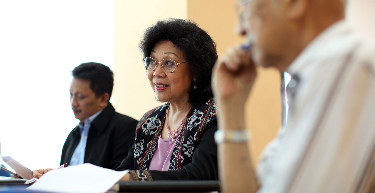 Ibu Nafsiah - a tireless campaigner on HIV issues in Indonesia and Secretary of Indonesia's National AIDS Commission, which is supported by Australia. Source: Department of Foreign Affairs and Trade https://bit.ly/3rin8KU