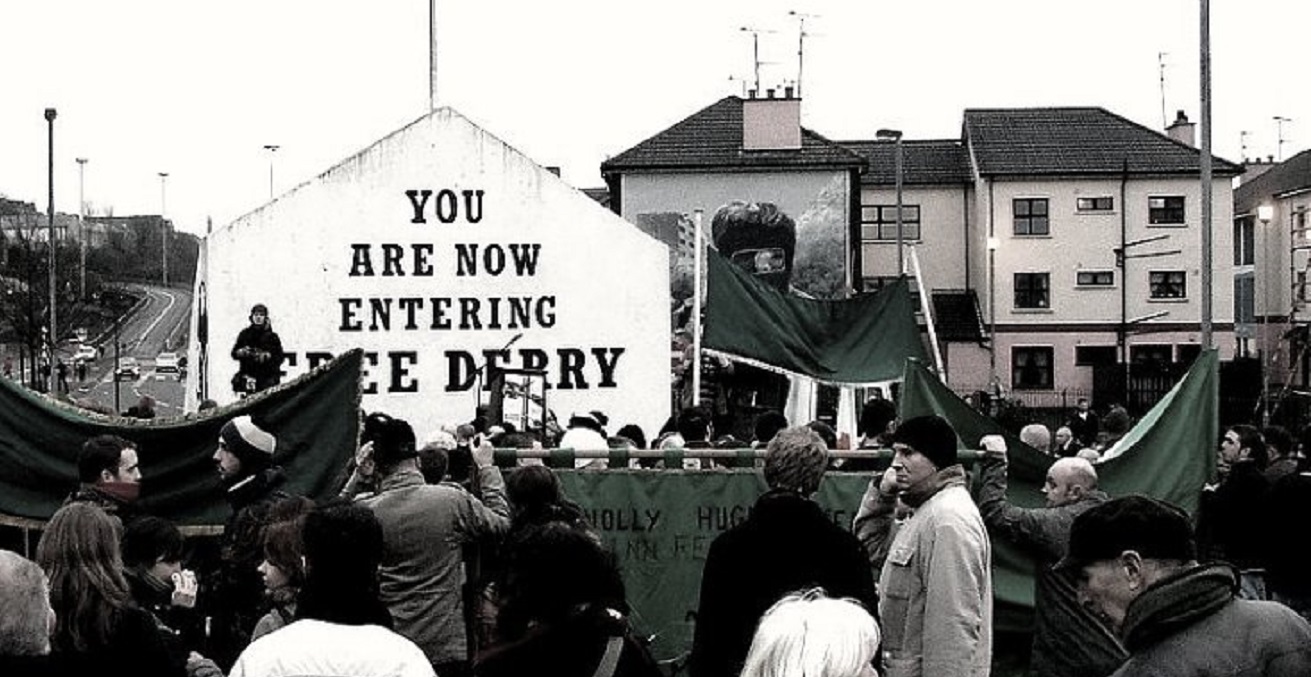Free Derry Bloody Sunday Memorial March, author is kitestramuort sourced from shorturl.at/ekzS3