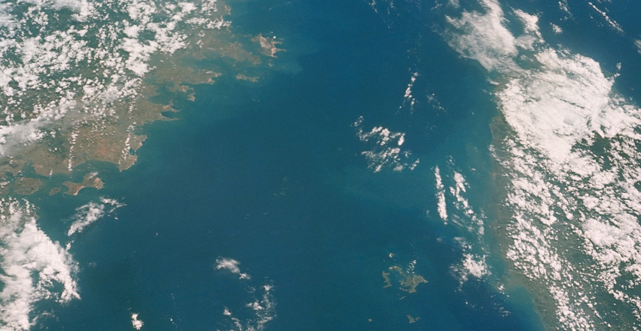 Photograph of China, Taiwan: Fukien Province; Formosa Strait, Pescadores Islands looking north taken during the Gemini X mission. Source: NASA.