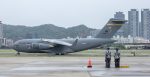 A US Air Force plane carrying a US Senate delegation arrives in Taiwan. Source: Wang Yu Ching/Office of the President of Taiwan https://bit.ly/3AQYoOM