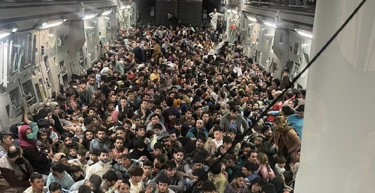 A U.S. Air Force C-17 Globemaster III safely transported approximately 640 Afghan citizens from Hamid Karzai International Airport Aug. 15, 2021. U.S. Air Force courtesy photo.