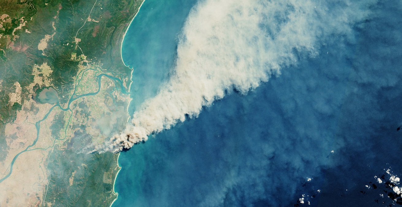 Fires burning in the Yuraygir National Park and Shark Creek area on the east coast of Australia. Source: European Space Agency https://bit.ly/3zlWBAk