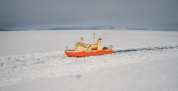 Icebreaker in Antarctica. Source: Trey Ratcliff https://bit.ly/2ZQf6B2