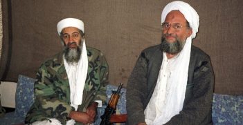 Osama bin Laden (L) sits with his adviser and purported successor Ayman al-Zawahiri.
Source: Hamid Mir,  Wikimedia, https://bit.ly/3vYepTk.