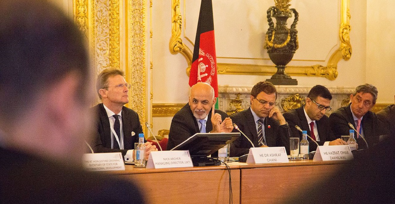 Afghan President Ashraf Ghani meets with private sector leaders ahead of the London Conference on Afghanistan, 2014. Source: DFID - UK Department for International Development / http://bit.ly/3XmHkfB