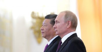 The official meeting ceremony. Russian President Vladimir Putin with the chairman of the People's Republic of China Xi Jinping. Source: The Presidential Press and Information Office / https://bit.ly/3Byp0Hl.
