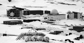 Antarctic Great Wall Station 2011. Source: 黃逸樂/https://bit.ly/3NMHSHR