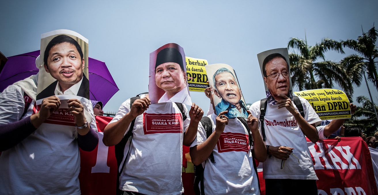 Indonesia demonstration at parliament - Indonesian anti-corruption civil society organisations rejected the 2014 Regional Elections Bill which changes direct elections so that they become an indirect election. Source: Transparency International / https://bit.ly/3L1tXwY