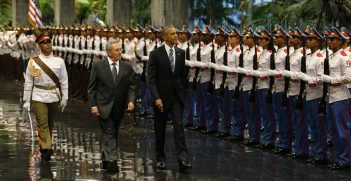 Obama meets Raul Castro, Cuba. Source: Cubadebate / https://t.ly/vnboE