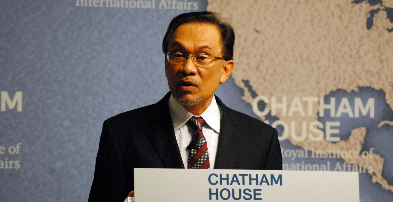 Anwar Ibrahim. The Prospects for Democracy in the Asian Century, 5 June 2014. Source: Chatham House, London / https://t.ly/nOEq4 Anwar Ibrahim. The Prospects for Democracy in the Asian Century, 5 June 2014. Source: Chatham House, London / https://t.ly/nOEq4