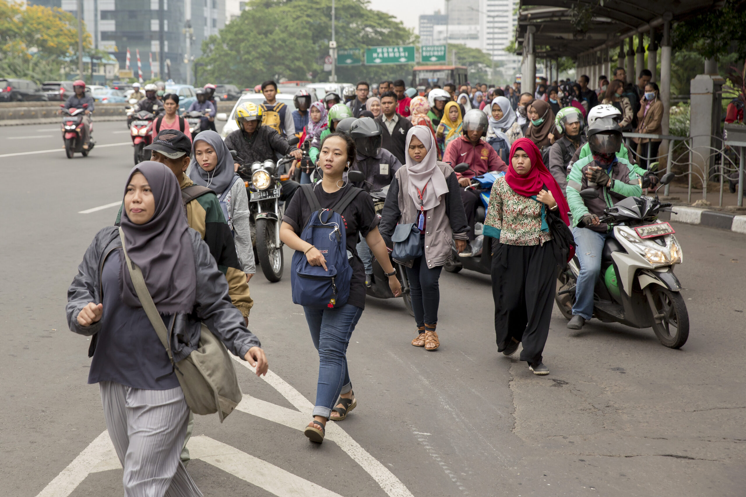 Indonesia’s Middle-Class Squeeze Could Slow Southeast Asia’s Energy Transition