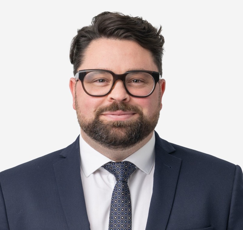 Mr Christopher Cicutto