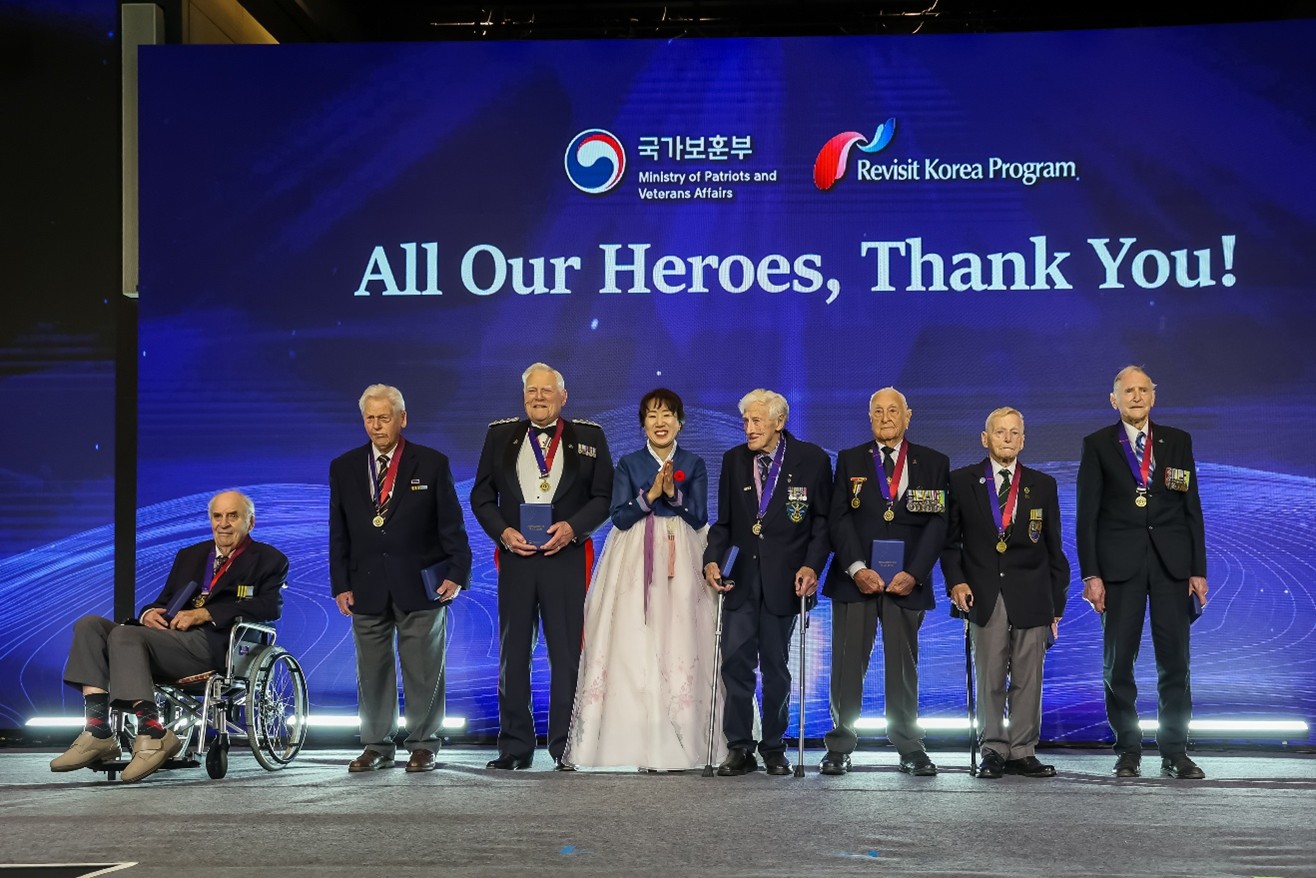 Reimagining the Korean War