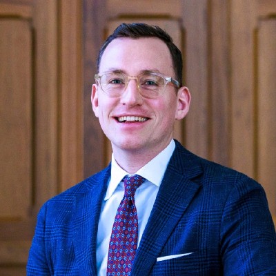 Dr William Stoltz